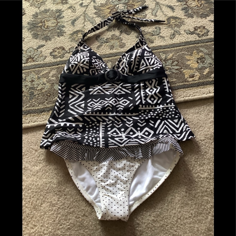 And.N.A. Tankini top size 10 paired with Xhileration bikini bottom black w…